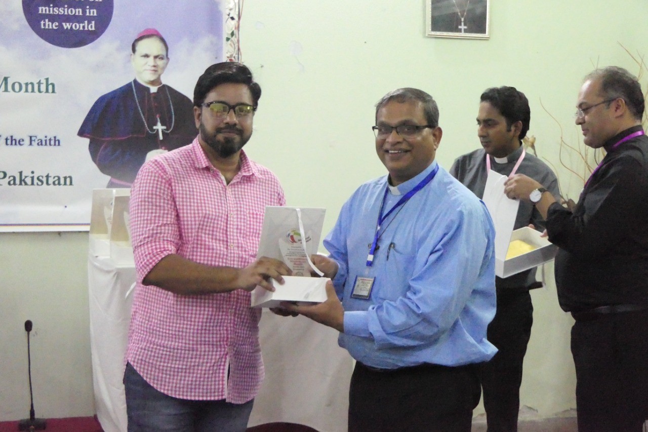 WhatsApp Image 2019-12-18 at 8.36.01 PM (1).jpeg